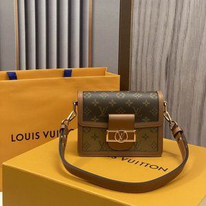 women handbagMini Dauphine M44580 S20x15x9cm gf